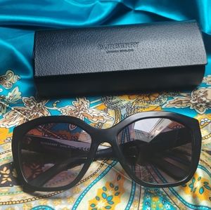 Burberry Sunglasses